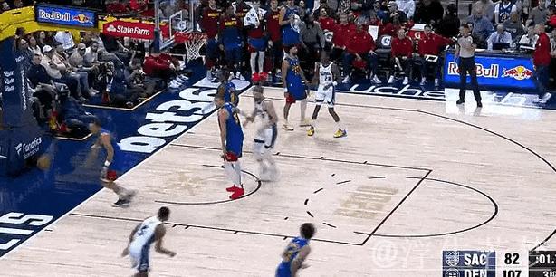 约基奇精准高抛助攻 沃特森空接双扣暴扣 约基奇精准高抛助攻 沃特森空接双扣暴扣